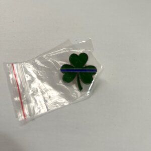 Pinmart Thin Blue Line Shamrock Pin Hat Cap Police Irish Metal Backed Green